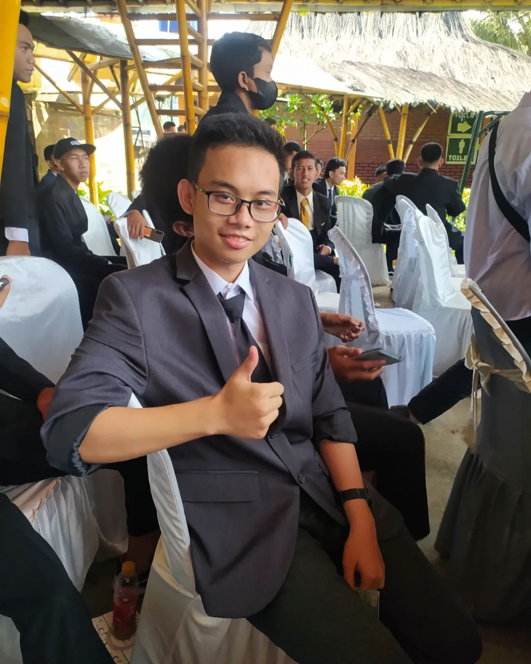 Azra Fahlevi Wiratama